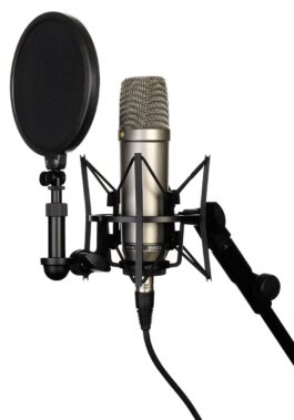 Rode NT1-A Studio Condenser Microphone with Pop Filter