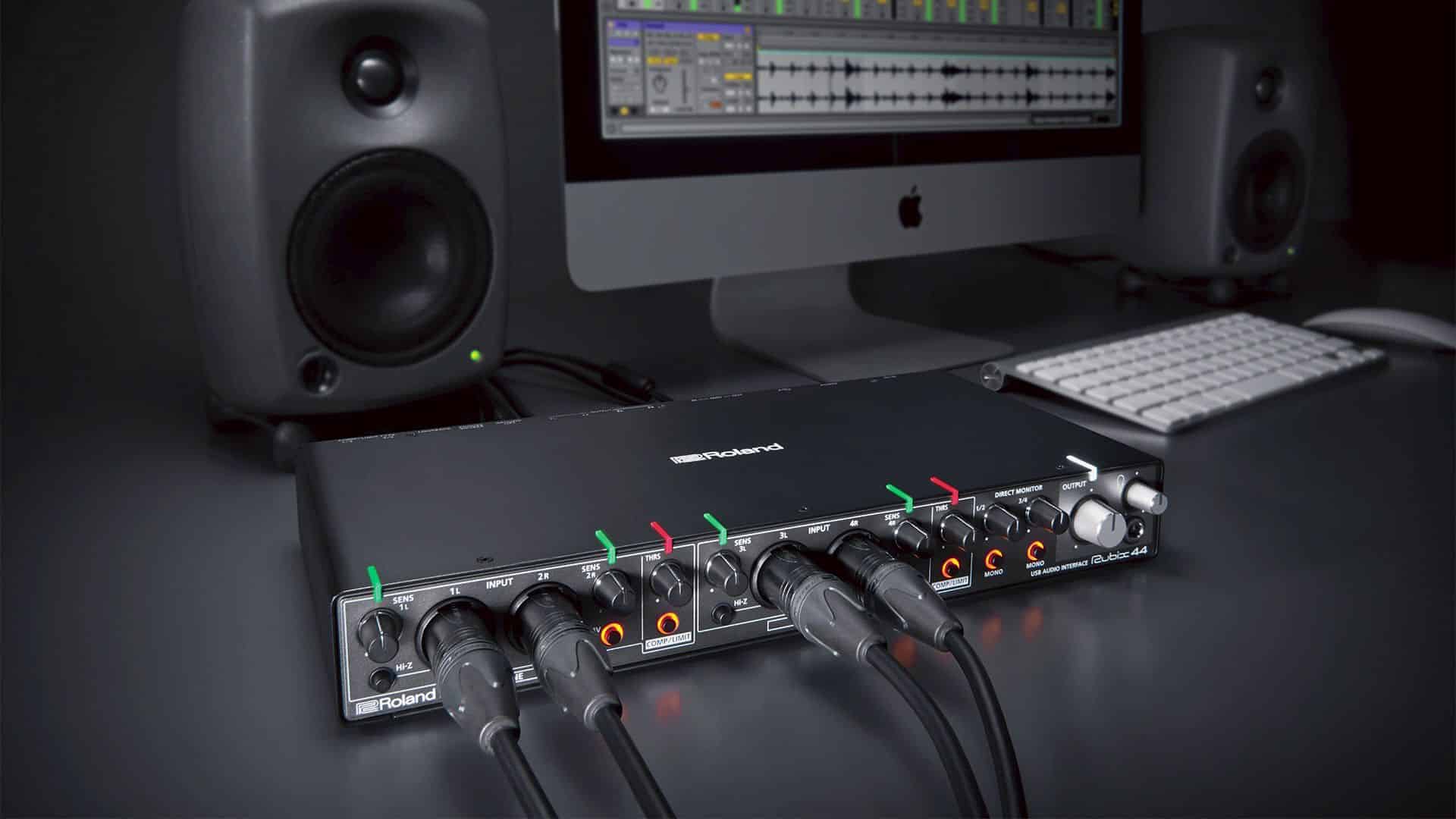 Read more about the article The Roland Rubix 44 Audio Interface – What makes it special?